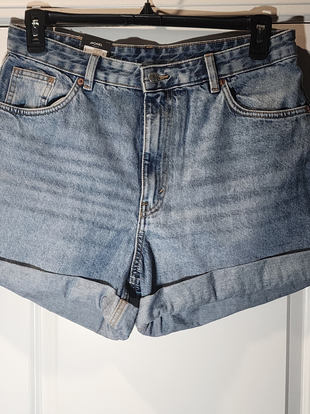 NWT Monkl Light Blue High-Rise Rolled Hem Denim Shorts Size 33 Item#0727266SH